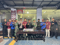 Apel Siaga Persiapan Natal 2025 dan Tahun Baru Serta Kegiatan Razia Gabungan Aparat Penegak Hukum di Lingkungan Lapas 