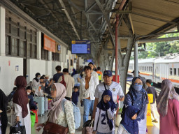 Arus Balik Mulai Terlihat, Kedatangan Penumpang Kereta di Wilayah Daop 1 Jakarta Kian Mendominasi