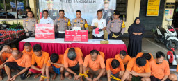 Penghujung Akhir Tahun 2025 Polres Bangkalan Gelar Konferensi Pers Paparkan Hasil Penindakan Kasus Yang Ditangani 