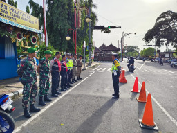 Kodim 1616/Gianyar Bersama TNI - Polri Jaga Keamanan Akhir Tahun di Kabupaten Gianyar
