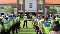 Pengamanan Malam Tahun Baru 2026 Polresta Denpasar Laksanakan Apel Gelar Pasukan
