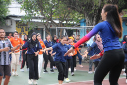 Gerak Sehat Penuh Semangat, Lapas Kelas I Madiun Gelar Senam Pagi Warga Binaan Terpandu