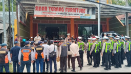 Dinas Perhubungan Sampang Gelar Operasi Gabungan Kendaraan Bermotor di Simpang 3 Omben