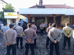 Apel Jampim, Kapolsek Dentim: Jaga Penampilan, Hindari Pelanggaran, Layani Masyarakat dengan Hati