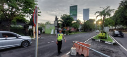 Polres Bandara Ngurah Rai Laksanakan PH Pagi, Pastikan Arus Kendaraan Tetap Lancar