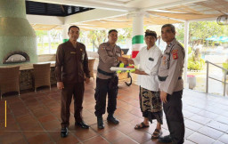 Satbinmas Polres Bandara Ngurah Rai Sambang dan Serahkan Sarkon Kepada Security Hotel Patra Jasa