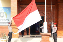 Wakapolres Bandara Ngurah Rai Pimpin Upacara Hari Kesadaran Nasional 2026, Tekankan Disiplin dan Pelayanan Humanis
