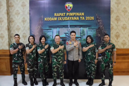 Kapolda Bali Tekankan Keamanan Sebagai Pilar Pembangunan Pada Rapim Kodam IX/Udayana 2026