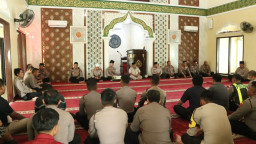 Wakapolres Bangkalan Ajak Personel Jalani Ramadhan dengan Ikhlas dalam Binrohtal Perdana