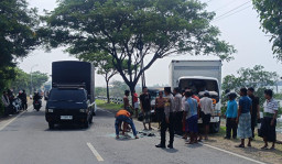 Laka Lantas di Camplong Sampang: Minibus Hantam Truk Box Saat Mendahului, Satu Orang Dilarikan ke Rumah Sakit