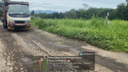 Aktivis Probolinggo Gugat Kerusakan Jalan Akibat Tambang