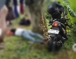 Diduga Alami Microsleep, Pengendara Motor Tewas Usai Tabrak Pohon di Jalan Raya Batioh Sampang