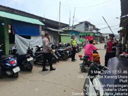 Patroli Siang Hari di Muara Angke, Polisi Antisipasi Curanmor dan Tawuran.