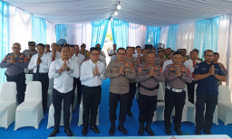 Kapolresta Denpasar dan Ketua Bhayangkari Cabang Kota Denpasar Laksanakan Kunjungan Kerja ke Polsek Dentim