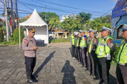 Ops Ketupat Agung 2026 Dimulai, Kapolsek Dentim Pimpin Apel Kesiapan Perdana Personel Pospam Kertalangu