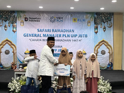 Safari Ramadhan PLN UIP JBTB di Malang, Santuni 20 Anak Yatim dan Perkuat Semangat Proyek Kelistrikan