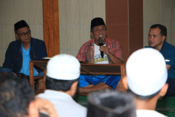 Di Penghujung Ramadhan, Gus Mamang Ajak Warga Binaan Lapas I Madiun Gelar Doa Bersama