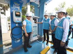 Proyeksi Pemudik EV Melonjak, Dirut PLN Cek Kesiapan Layanan SPKLU Trans Jawa saat Momen Idul Fitri