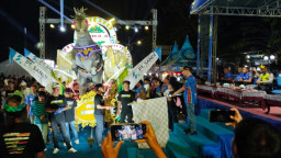Tampil Memukau, Putra Kamboja Pimpinan Eko Medy Curi Perhatian di Parade Combo Sampang 2026"