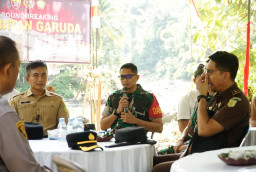 Akselerasi Infrastruktur Desa, Dandim 1617/Jembrana Letakkan Batu Pertama Pembangunan Jembatan Perintis