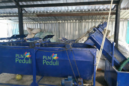 Wujudkan Bali Bersih, PLN UIP JBTB Sulap Sampah Plastik Jadi Peluang Ekonomi di Desa Nyitdah