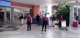 Patroli KRYD Polres Bandara Ngurah Rai Pastikan Keamanan Terminal Domestik Tetap Kondusif