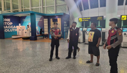 Polres Bandara Ngurah Rai Intensifkan Patroli Dialogis, Perkuat Sinergi dengan AVSEC di Terminal Internasional
