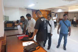 Tindak Lanjut Dugaan Penyekapan di Kedonganan Polresta Denpasar Serahkan 26 WNA Ke Imigrasi