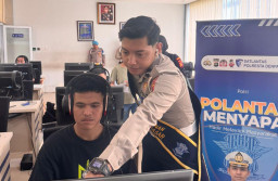 Pendampingan Humanis Satpas SIM Polresta Denpasar, Permudah Pemohon Hadapi Ujian Teori
