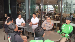 Ngopi Kamtibmas, Kapolresta Denpasar Perkuat Sinergi dengan Gojek Bali Nusra