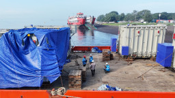 Perkuat Keandalan Listrik Jawa-Bali, 6 Unit IBT Tiba di Banyuwangi: Progres GITET & GI 150 kV Kalipuro Terus Dikebut