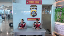 Sat Samapta Siaga di Terminal Internasional Bandara I Gusti Ngurah Rai, Pastikan Keamanan Penumpang Terjaga