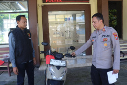 Respon Cepat Polsek Kenjeran Amankan Pelaku Curanmor di Kedinding Lor dari Amukan Massa