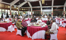 Kapolda Bali Hadiri Pisah Sambut Kajati Bali, Tegaskan Soliditas Forkopimda Jaga Stabilitas dan Penegakan Hukum di Bali