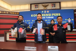 Polres Tuban Ungkap Jaringan Pengedar Uang Palsu 3 Tersangka Diamankan*