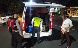 Polres Bandara Tingkatkan Pemeriksaan Kendaraan di Pintu Masuk Bandara Ngurah Rai