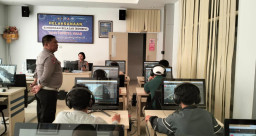 Pelayanan Humanis dan Profesional, Satpas SIM Polresta Denpasar Berikan Pendampingan  Bagi Peserta Ujian
