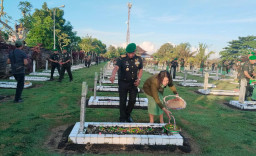 Pangdam IX/Udayana Pimpin Ziarah Akbar di TMPN Pancaka Tirta, Kobarkan Semangat Juang Prajurit Bersama Rakyat 
