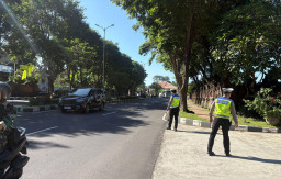 Polres Bandara Ngurah Rai Intensifkan PH Pagi, Pastikan Aktivitas Bandara Aman dan Lancar
