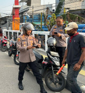 Respon Cepat Polsek Tambora, Kapolsek AKP Wahyu Hidayat Turun Langsung Cek Lokasi Tawuran Viral di Medsos.