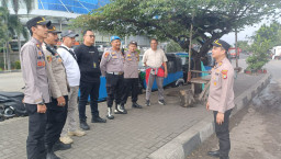 Kapolsek Tambora Giat Pengecekan dan Pelayanan di Hari Kebangkitan Nasional.