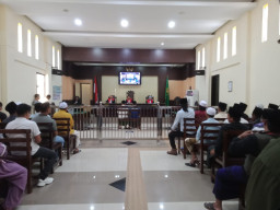 PN Sampang Vonis Dua Penganiaya Guru Tugas 5 Tahun Penjara, DPP PESAN Anggap Belum Adil