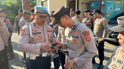 Tegakkan Disiplin Personel, Sipropam Polres Bandara Ngurah Rai Gelar Pengecekan HP