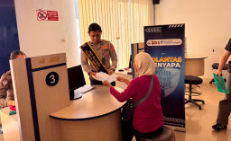 Satpas SIM Polresta Denpasar Hadirkan Pendampingan Humanis, Bantu Pemohon Lengkapi Proses Pendataan Identitas