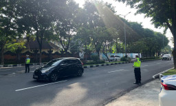 Polres Kawasan Bandara I Gusti Ngurah Rai Perkuat Pengaturan Lalin Lewat PH Pagi