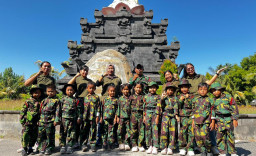 Edukasi Lingkungan Sejak Dini, Anak-Anak TK Kartika VII-15 Jembrana Gelar Aksi Bersih Pantai di Waterbee Gilimanuk