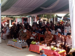 Tasyakuran Kelulusan dan Kenaikan Kelas SDN. Cikaduen Berlangsung Sederhana dan Penuh Haru