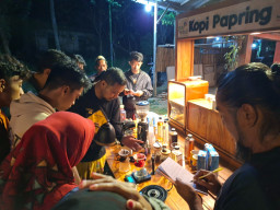 Berkelanjutan, PLN UIP JBTB Tingkatkan Mutu Kopi Papring Lewat Pelatihan Barista dan Stimulus Usaha