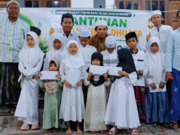 Tebar Keberkahan Muharram, Karang Taruna RT 10 RW 06 Salurkan Santunan untuk Anak Yatim dan Dhuafa