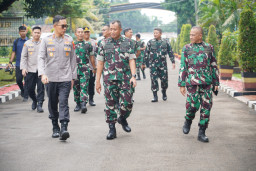 PERERAT SINERGITAS, DANREM 052/WIJAYAKRAMA GELAR COFFEE MORNING DAN LATIHAN MENEMBAK BERSAMA FORKOPIMDA.